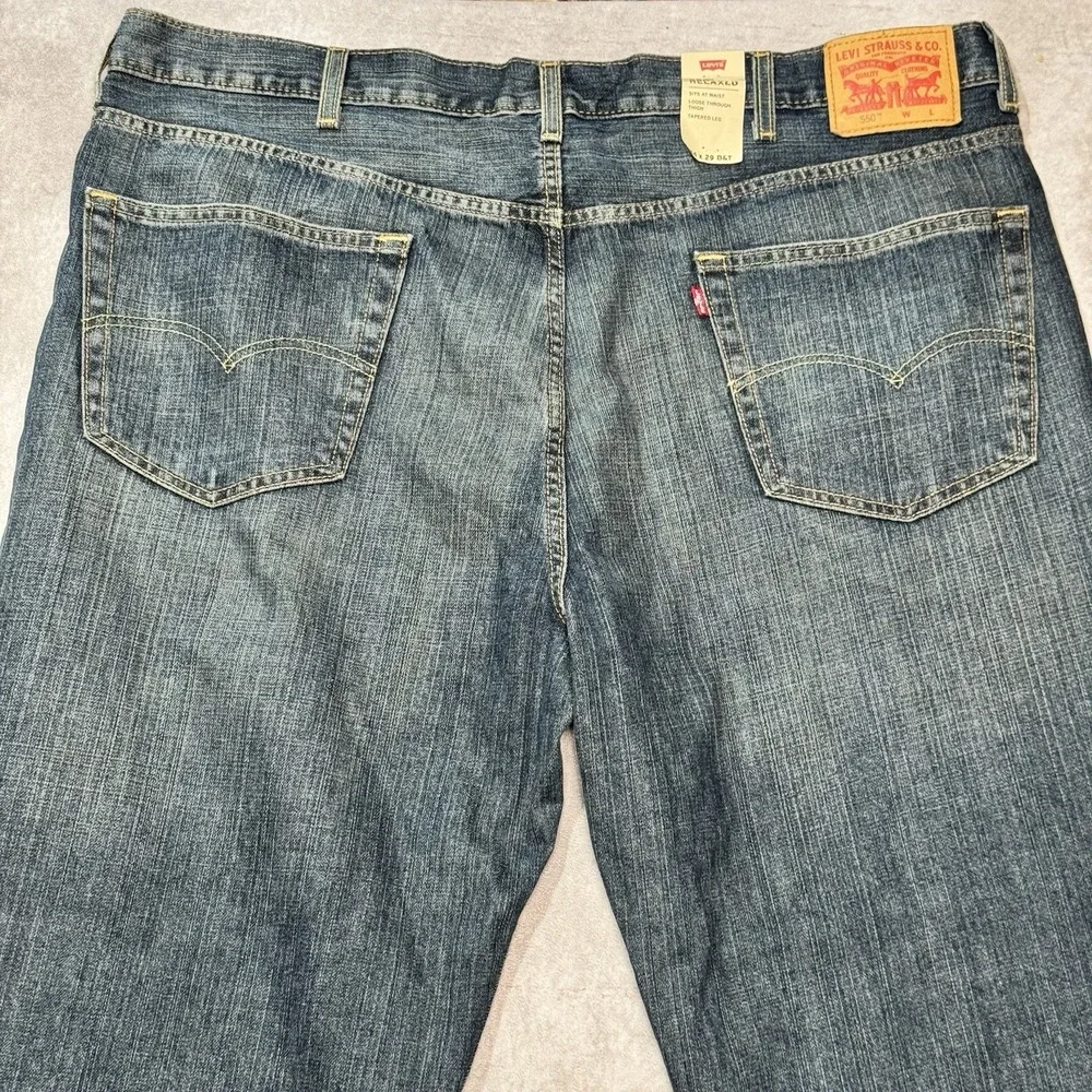 NWT Levis 550 Jeans Mens 44x29 Med Dark Relaxed Fit Denim Loose Through Thigh